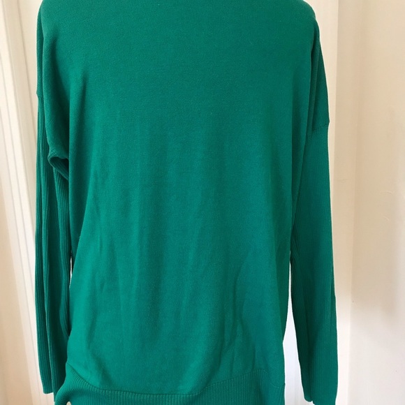 Vneck Teal Sweater - Picture 3 of 6